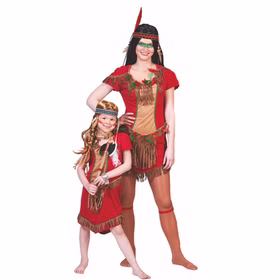 Frau und Mädchen im Partnerlook: Rotes Indianderkostüm mit Federn verziert.