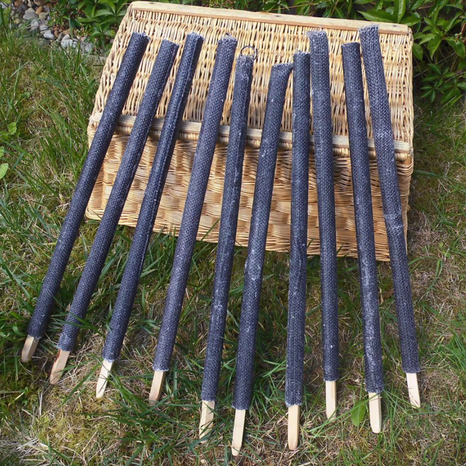 100 Stück 100 Min. Brenndauer Fackel 60cm lang gehobene Qualität Wachsfackel Fackelwanderung Hexenfeuer Grillparty Garten Deko
