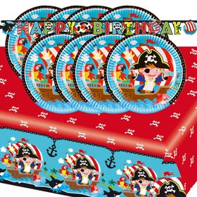 Übersicht über das Piraten-Party-Set mit Tischdecke, Tellern und Happy-Birthday-Banner.