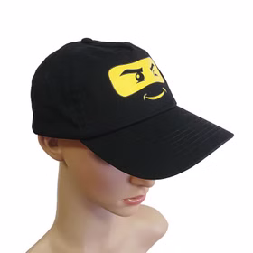 Schulkind T-Shirt Set ABC-Schütze Ninja mit Cap schwarz Einschulung Gr. 110-152 Ninja Einschulung Abschied Kindergarten Zuckertüte Erstklässler Geschenk Geschenkidee Zuckertüte Basecap schwarz für Kinder von seitlich von Vorne.