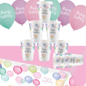 Gesamtübersicht des pastellfarbenen Party-Sets bestehend aus 15 Teilen mit Luftballons, Bechern und einer Tischdecke.