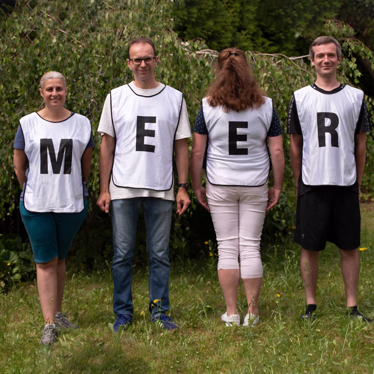 Lustiges Party Spiel Buchstaben Wort-Rätsel Hochzeit Geburtstag XXL Onesize Tunika Party-Spiel Partykracher Lustiges Party Spiel Buchstaben Wort-Rätsel Hochzeit Geburtstag XXL Onesize Tunika Party-Spiel Partykracher