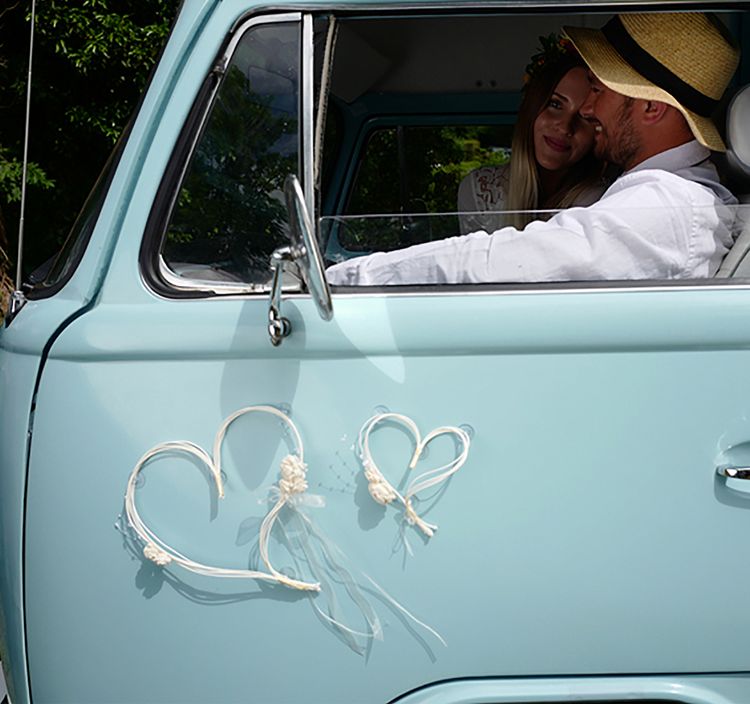 Autoschmuck Hochzeit Wedding Car Deko Rosenblüten creme 4-tlg. Deko-Set Autoschmuck Hochzeit Wedding Car Deko Rosenblüten creme 4-tlg. Deko-Set Autoschleife Motorhaube Blumen Rattanherzen mit Saufnäpfen Wedding-Car Hochzeitsauto