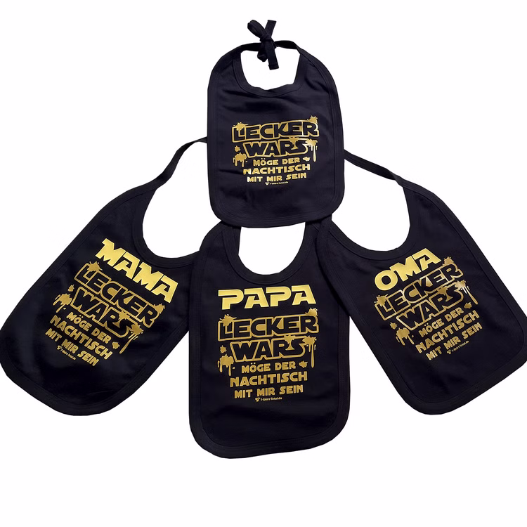 Lätzchen Spruch "Lecker wars" mit Wunschname Onesize Geschenkidee zur Geburt Geburtstag Lätzchen Spruch "Lecker wars" mit Wunschname Onesize Geschenkidee zur Geburt Geburtstag