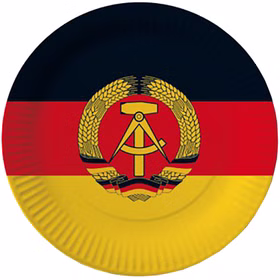 XXL DDR Party-Set Deko für 8 Personen 57-tlg. Pappgeschirr Mottoparty Nostalgie schwarz rot gold Ostalgie Andere Länder