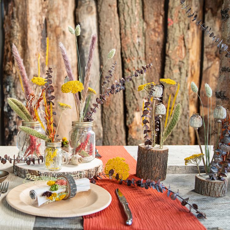 Baumstamm Kampferholz Holzstamm mit vorgebohrten Löchern 10 x 10 cm Deko DIY Basteln mit Kindern Weihnachts-Deko Osterbasteln Herbst Basteln in Jahreszeiten Hochzeit Geburtstag