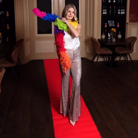 Roter Teppich 450 x 60 cm VIP Party-Zubehör Läufer Hochzeit Geburtstag Blumenkinder Trauung Mottoparty Fasching Karneval Roter Teppich 450 x 60 cm VIP Party-Zubehör Läufer Hochzeit Geburtstag Blumenkinder Trauung Mottoparty Fasching Karneval