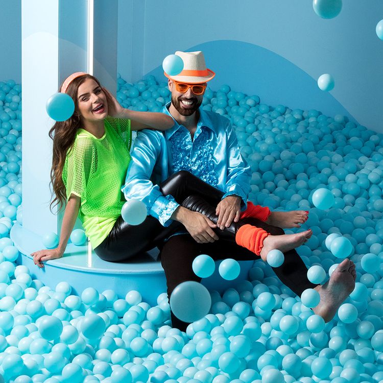 Netzshirt neon-grün mit Top 90er Jahre Kostüm für Damen Netzshirt mit Top 90er Jahre Kostüm für Damen Gr. M/L neon-grün Fasching Karneval Mottoparty Kostüm-Zubehör