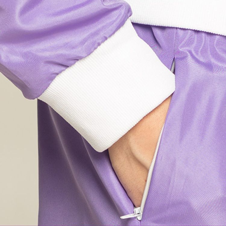 Jogginganzug Kostüm 90er Jahre Trainingsanzug mehrfarbig für Herren Jogginganzug Kostüm 90er Jahre Trainingsanzug mehrfarbig für Herren Gr. L-XL bunt Fasching Karneval Mottoparty Paarkostüm Gruppenkostüm