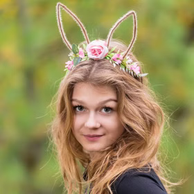 Hasen-Ohren Haarreif mit Blumen Ostern Kostüm-Zubehör Osterhase Oster-Deko Dekoration Fasching Karneval Mottoparty Hasen-Ohren Haarreif mit Blumen Ostern Kostüm-Zubehör Osterhase Oster-Deko Dekoration Fasching Karneval Mottoparty