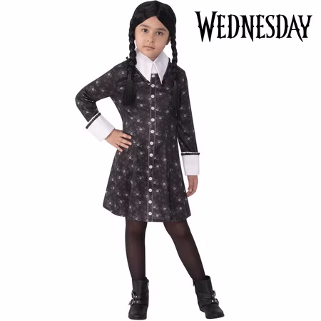 Wednesday Addams Lizenzkostüm mit Kleid für Kinder von Vorne Wednesday Addams Lizenzkostüm für Kinder mit schwarzem Kleid, weißem Kragen, Manschetten und Totenkopf-Muster für Halloween mit Wednesday-Logo.