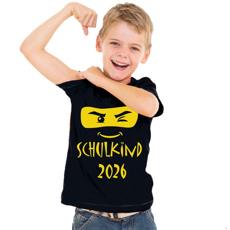 Schulkind T-Shirt ABC-Schütze 2025 von Vorne