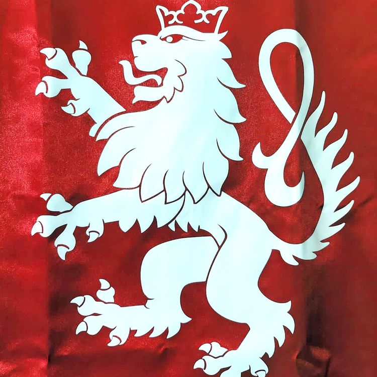 Ritter Kostüm Königs-Umhang rot 77 cm lang mit Löwen-Emblem für Kinder Ritter Kostüm Königs-Umhang rot 77 cm lang mit Löwen-Emblem für Kinder Ritter-Umhang Ritterfest Mittelalterfest Ritterturnier Rollenspiel Fasching Karneval Mottoparty Kindergeburtstag Kinderfasching