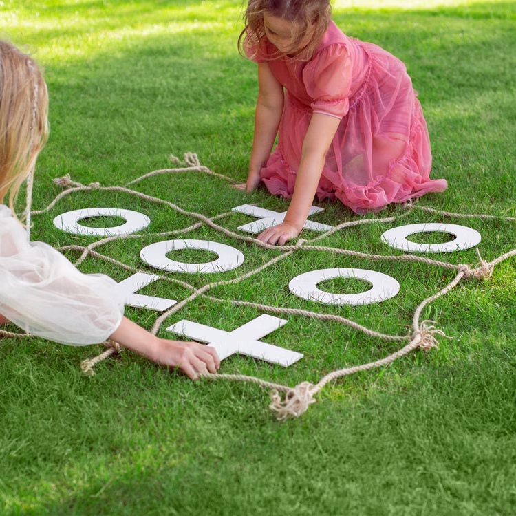 XXL Tic Tac Toe Spiel 120 x 112 cm aus Holz für Picknick für Hochzeit Geburtstag Party-Spiele für Drinnen und Draußen Kinder & Erwachsene XXL Tic Tac Toe Spiel 120 x 112 cm aus Holz für Picknick für Hochzeit Geburtstag Party-Spiele für Drinnen und Draußen Kinder & Erwachsene