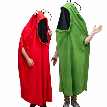 Monster Kostüme Yoko & Yuki für Erwachsene Paarkostüm Rot Grün Onesize Damen und Herren Paar- und Gruppenkostüm Fasching Karneval Mottoparty Halloween Rotes und Grünes Monster Kostüm gemeinsam von Vorne