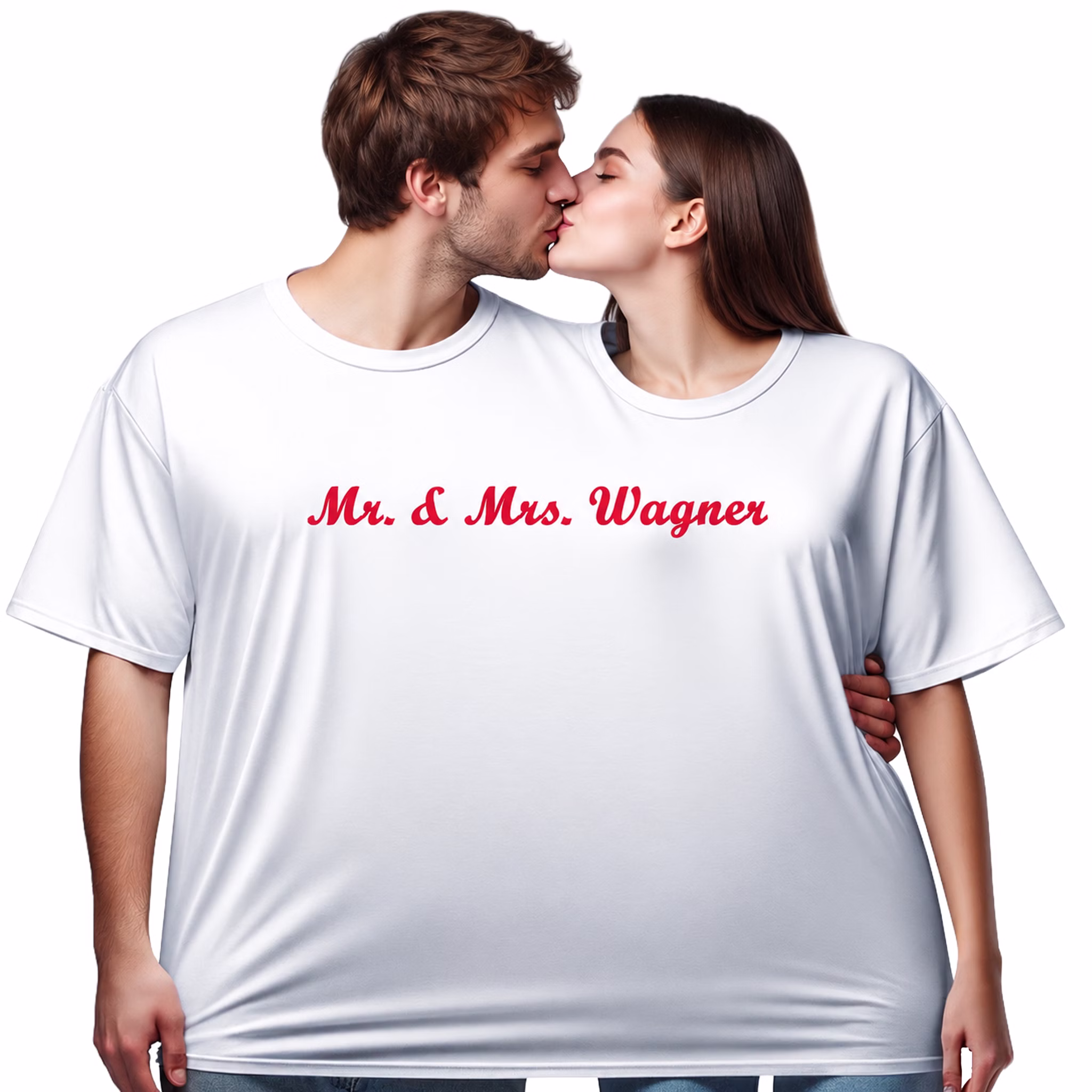 Doppel T Shirt Mr Mrs Wagner Kuss Küssendes Paar trägt gemeinsam das personalisierte Doppel-T-Shirt „Mr. & Mrs. Wagner“ vor weißem Hintergrund. Hinweis: KI generiertes Bild