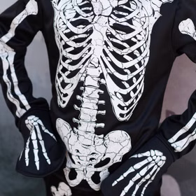 Halloween Skelett Kostüm Glow in the Dark mit Maske für Kinder Nahaufnahme Oberteil