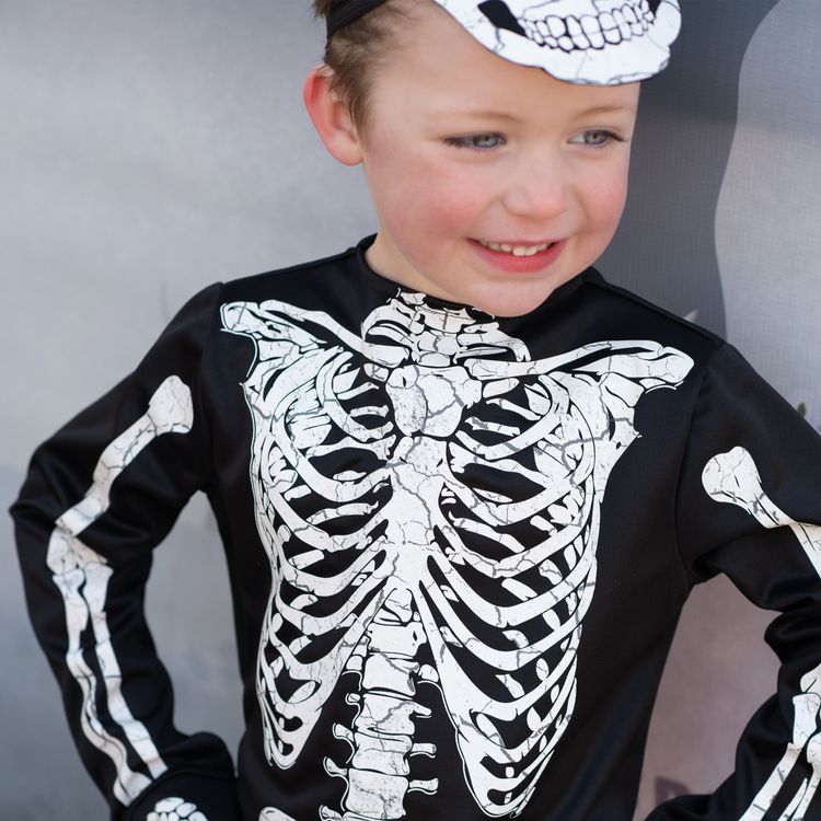 Halloween Skelett Kostüm Glow in the Dark mit Maske für Kinder Halloween Skelett Kostüm Glow in the Dark mit Maske für Kinder von Vorne mit Glow in the Dark Symbol
