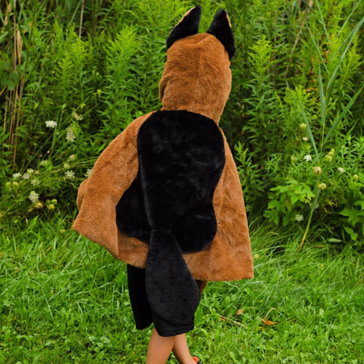 Hunde Kostüm Schäferhund Buddy für Kinder 4-6 Jahre Tierkostüm Fasching Karneval Mottoparty Kindergeburtstag Hunde Kostüm Schäferhund Buddy für Kinder von Hinten auf einer grünen Wiese