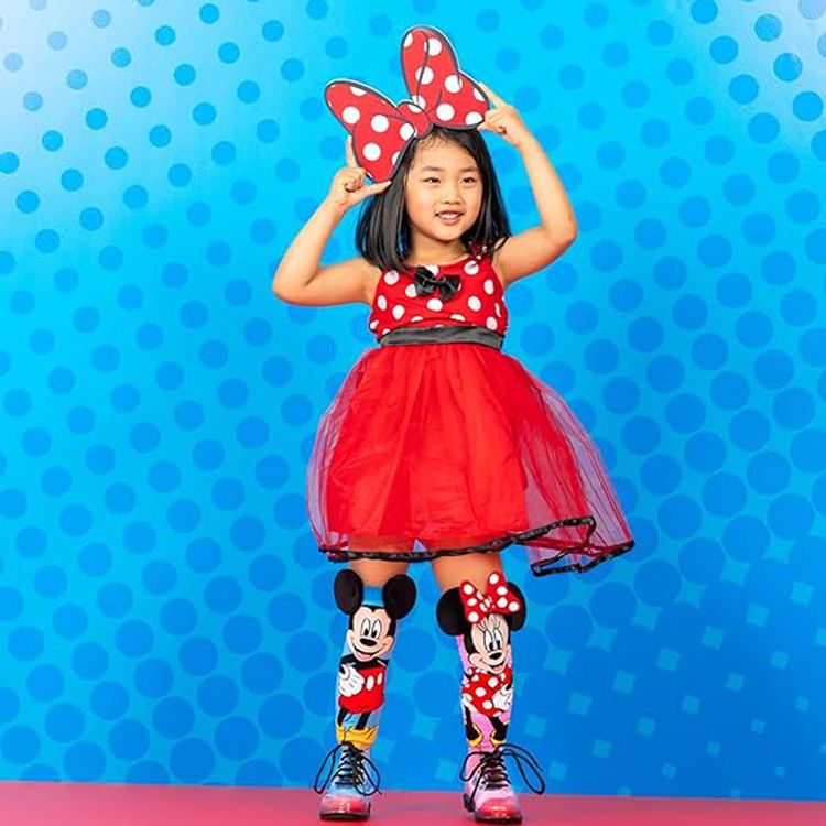 Bunte Kniestrümpfe mit Mickey und Minnie Mouse, jeweils mit großen 3D-Ohren und Schleife am oberen Rand.