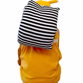 Detailaufnahme des Schneckenhauses Kinder von Hinten