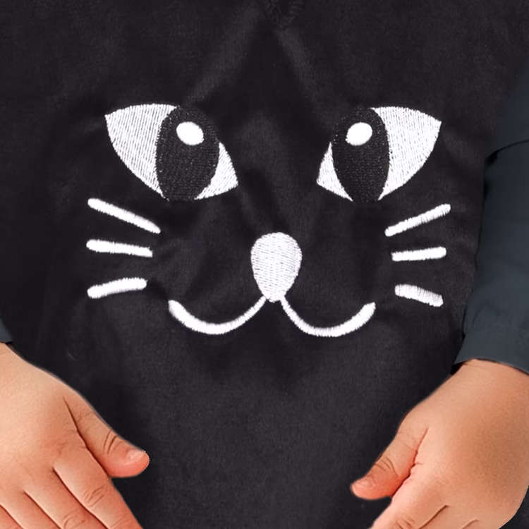 Katzen Kostüm Halloween Schwarzes Kitten für Kleinkinder 18-24 Monate Tierkostüm Katze Fasching Karneval Mottoparty Rollenspiel Nahaufnahme Katzengesicht auf dem Poncho von Vorne