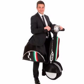Vespa Kostüm La Dolce Vita Rollerfahrer Italo für Herren Einheitsgröße Spaßkostüm Fasching Karneval Mottoparty Paar- und Gruppenkostüm Vespa Kostüm La Dolce Vita Rollerfahrer Italo für Herren seitlich von Vorne
