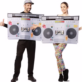 Radio Kostüm Retro Radiokassette Sound of 80er & 90er für Erwachsene Paar- und Gruppenkostüme Fasching Karneval Mottoparty Radio Kostüm Retro Radiokassette Sound of 80er & 90er für Erwachsene von Vorne