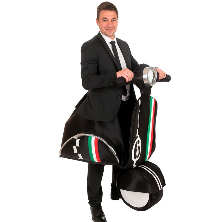 Vespa Kostüm für Herren mit schwarzem Vespa-Kostüm und Vespa Kostüm für Damen mit pinker Vespa für Damen nebeneinander seitlich von Vorne