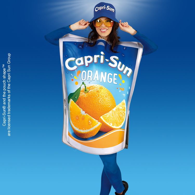Capri Sun Kostüm Leckeres Getränk Capri Sonne Orange inkl. Hut für Erwachsene Frau im Capri-Sun® Orange Kostüm mit Tunika und Hut – witziges Getränkekostüm für Erwachsene.