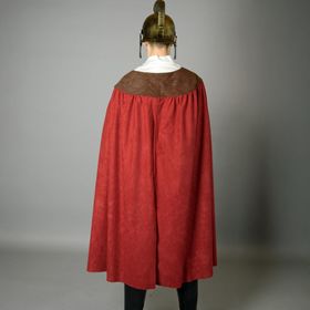 Sankt Martin Kostüm für Herren Deluxe mit teilbarem Umhang Helm und Schwert von Vorne