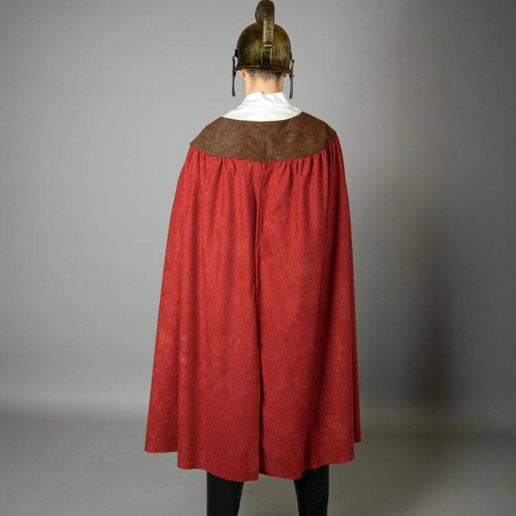 Sankt Martin Kostüm für Herren Deluxe mit teilbarem Umhang Helm und Schwert von Vorne