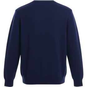 Junge trägt blauen Weihnachtspullover mit coolem Weihnachtsmann und Sonnenbrille.