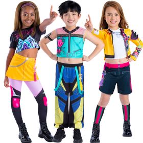 Kind im KPop Demon Hunters Kostüm Rumi Golden Deluxe in gelb, schwarz und pink, Frontansicht mit Serienlogo, sportliches Lizenzkostüm für Kinder.