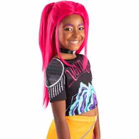 KPop Demon Hunters Kostüm Mira Core für Kinder 7-13 Jahre Lizenzkostüm Original Kinderkostüm Filmheld Fasching Karneval Mottoparty Rollenspiel Cosplay KPop-Style Seitenansicht eines Kindes im KPop Demon Hunters Kostüm mit pinker Perücke, schwarzem Oberteil mit Schulterapplikation und gelbem Rock.