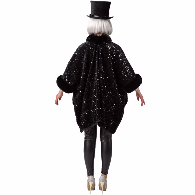 Extravaganter Poncho Schwarz mit Pailletten 20er Jahre Party für Damen Einheitsgröße 20er Jahre Mottoparty Fasching Karneval Charleston Revue Der schwarze Paillettenponcho wird von hinten gezeigt. Er fällt weit und locker, mit funkelnder Oberfläche und breitem Kragen aus schwarzem Frotteestoff.