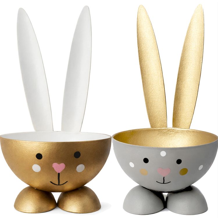 Eierbecher-Set Gold & Grau Hase Bunny 6 Stück Osterhasen-Brunch Tisch-Deko 6er Set Hasen-Eierbecher in Gold und Grau mit langen Ohren, freigestellt auf weißem Hintergrund.