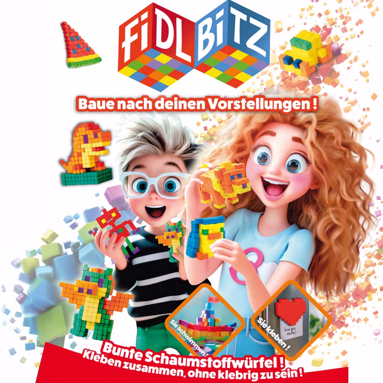 184 Selbstklebende Würfel Kreatives Motorik- & Konstruktionsspielzeug für Kinder im Eimer FIDL BITZ Bau- und Lernspielzeug für Kinder ab 3 Jahren Spielwaren Spielzeug Geschenkidee Bunte Bauwürfel Zwei Kinder spielen mit bunten FIDL BITZ Bauwürfeln aus Schaumstoff und zeigen verschiedene Figuren wie Tiere und Boote.