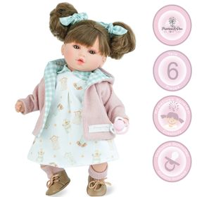 Realistische Spielpuppe Lotti 40 cm mit Soft-Body, braunen Haaren in zwei Zöpfen, Schleifen, Kleid und rosa Strickjacke, inklusive Schnuller.