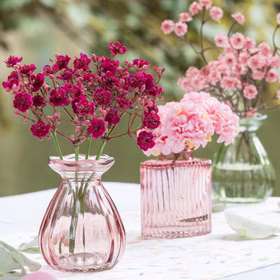 Mini Glasvase Corolle 7 x 9 cm rosa mit Blumenarrangement, kleine Glasvase für Tisch-Deko.