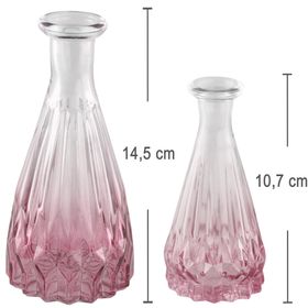 Zwei Glasvasen mit rosa Farbverlauf im Set, eine in 14,5 cm Höhe und eine kleinere in 10,7 cm, vor hellem Hintergrund.