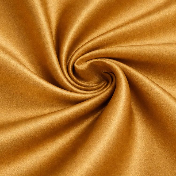 Tischdecke glänzend 150 x 300 cm elegante Tischdeko Hochzeit & Geburtstag Glänzende Tischdecke 150 x 300 cm in Rot, edel drapiert auf Tisch, ideal für elegante Hochzeiten und festliche Anlässe.