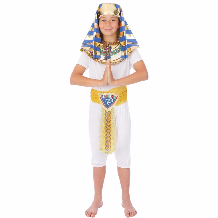 Ägypter Kostüm Kinder Pharao Weiß Gold 5-12 Jahre Ramses Antike Ferne Länder Ägypten Altes Ägypten Pyramiden Kinderfasching Karneval Mottoparty Fasching Junge im Ägypter Kostüm mit gold-blauer Pharao Kopfbedeckung und dekorativem Gürtel in betender Pose.