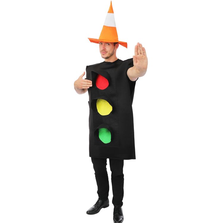 Mann trägt schwarzes Ampel Kostüm mit roten, gelben und grünen Lichtern sowie orangefarbenem Baustellenkegel-Hut.