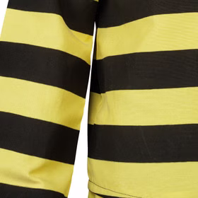 Lucky Luke Dalton Brüder Kostüm Sträfling Bandit Western Herren Gr. M-XXL Fasching Karneval Mottoparty Comicheld Lizenz Paarkostüm Gruppenkostüm Detailaufnahme des gelb-schwarz gestreiften Stoffes an Ärmel und Oberteil mit sichtbaren Nähten und feiner Gewebestruktur.