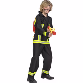Feuerwehrmann Kostüm Kinder Toni Schwarz Gelb Rollenspiel Kind im schwarz-gelben Feuerwehr Kostüm mit Signalstreifen bei einem spielerischen Feuerwehreinsatz mit zusätzlichem Zubehör.