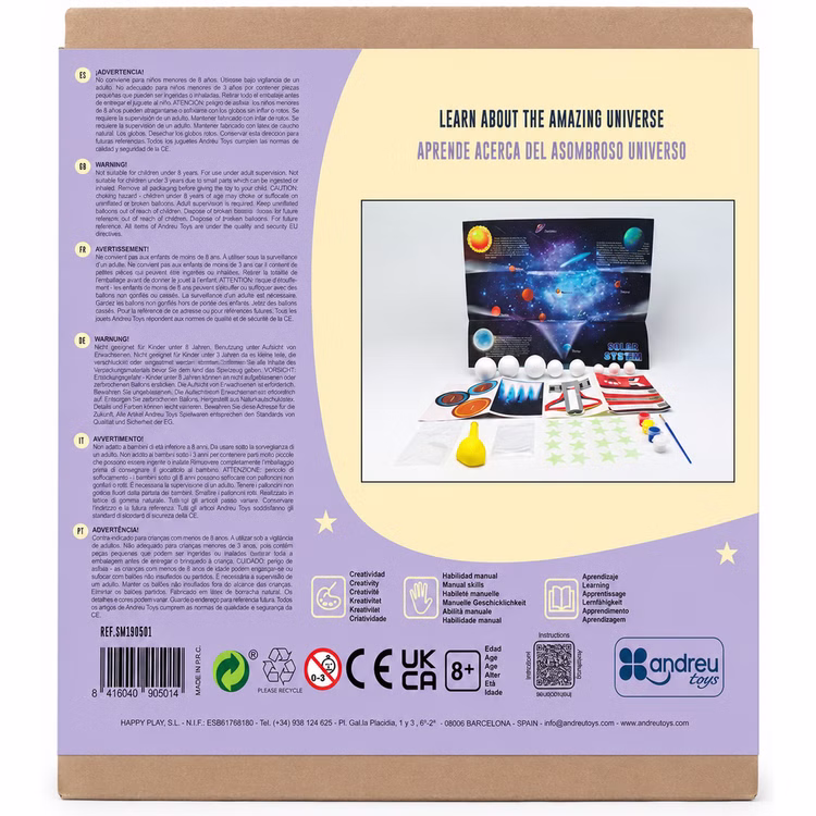 Universum Bastelset Verpackung Rückseite Rückseite des Universum Bastelsets mit Abbildung von Planeten, Bastelmaterialien, Farben, Sternen und großem Sonnensystem-Poster