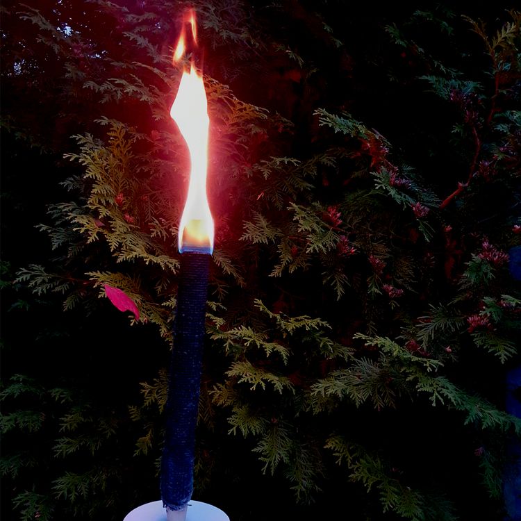 10 Stück 100 Min. Brenndauer Fackel 60cm lang gehobene Qualität Wachsfackel Fackelwanderung Hexenfeuer Grillparty Garten Deko