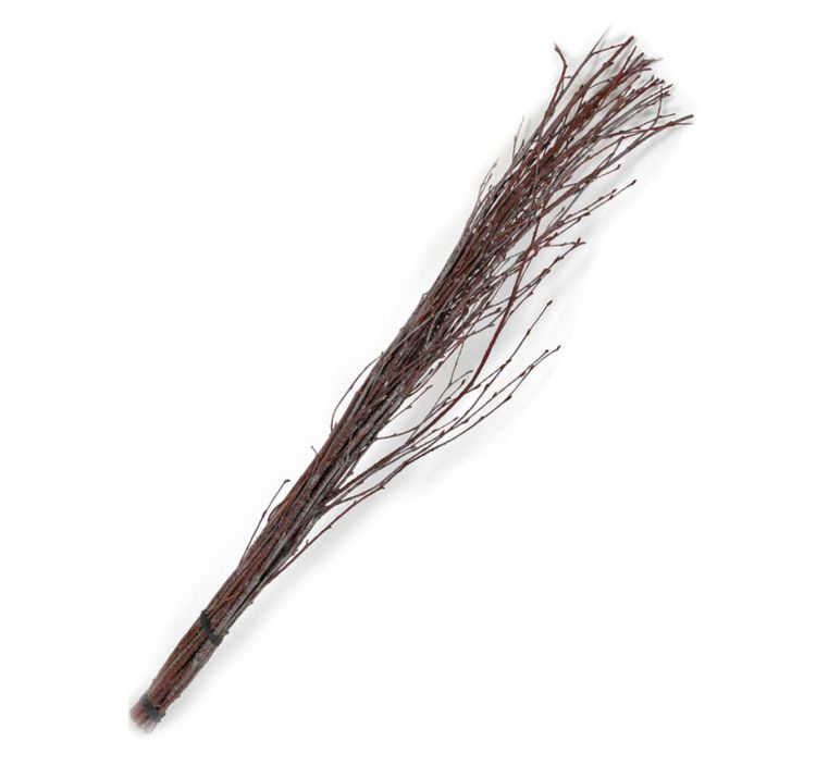 Weihnachtsmann-Kostüm für Erwachsene mit rotem Mantel, weißem Bart, schwarzen Stiefeln, braunem Jutesack, weißen Handschuhen, goldener Glocke und Reisig-Rute auf weißem Hintergrund.