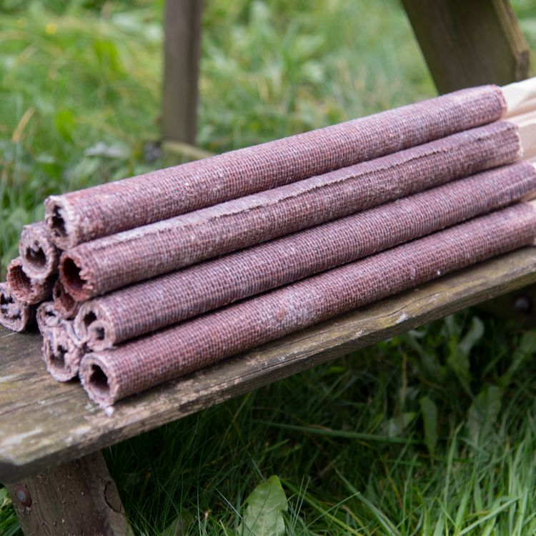 50 Hochwertige Fackeln 70 Minuten Brennzeit 50x Hochwertige Fackeln made in Germany 70 Min. Brennzeit 40cm lang Pechfackel Wachsfackel Fackeln Fackelwanderung Party Deko Garten-Deko